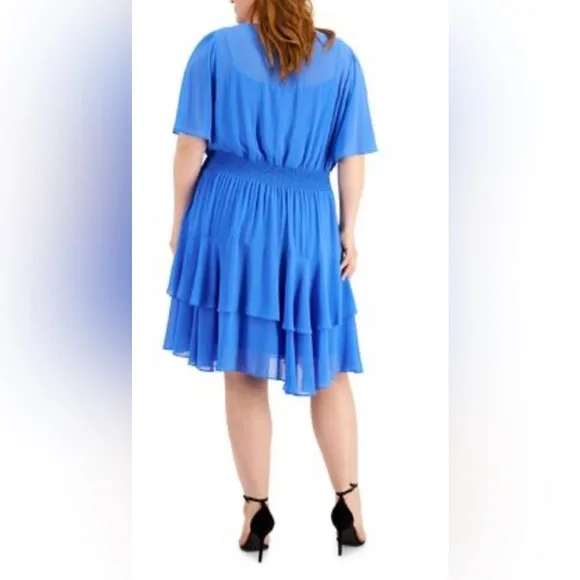 TAYLOR Blue Stretch Smocked Tiered-Hem Dress Size 16 NWT - Picture 3 of 11